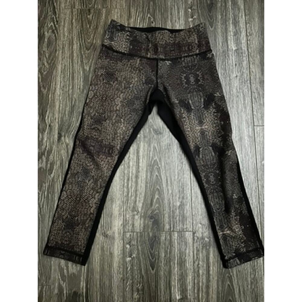 Lululemon Size 4 Wunder Under Crop II Full-On Luon Golden Godess Cashew Black